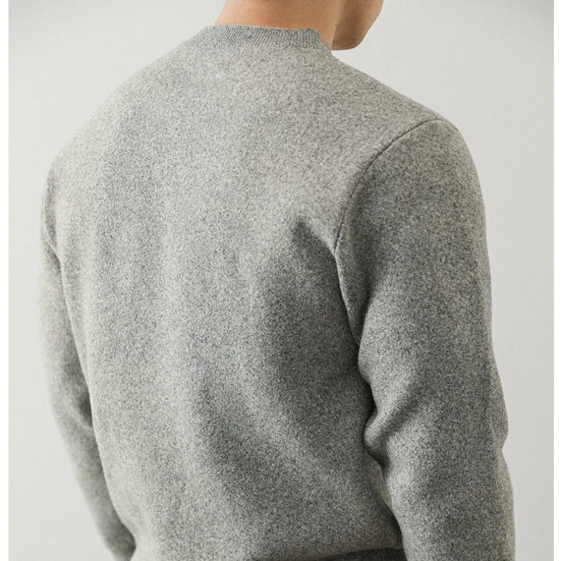 

2025 New Men's Basic Knit Sweater, Old Money Style, Soft Round Neck Long Sleeve Top Luxury S-XL