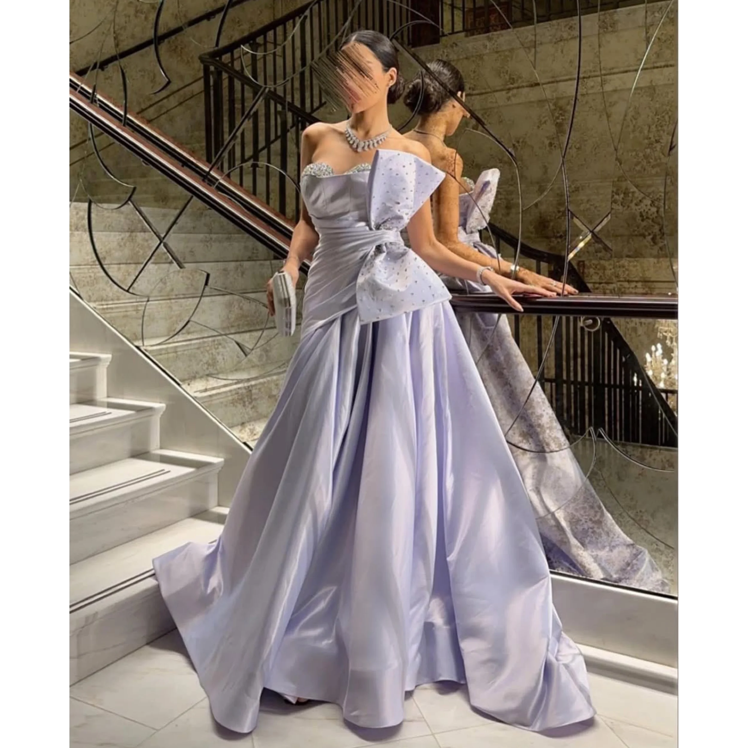 فساتين سهرة أنيقة على شكل حرف A أرجوانية جديدة على شكل قلب مطرز للنساء من فيستدوس دي مخصصة بطول الأرض للحفلات الراقصة