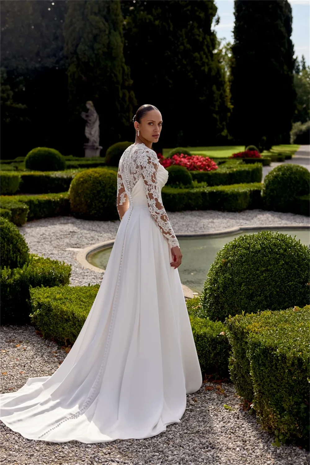 Tokyo Customized White Sweetheart Necklink Wedding Dresses Long Sleeve A-Line Bridal Gowns Satin Side High Split Wedding Gowns