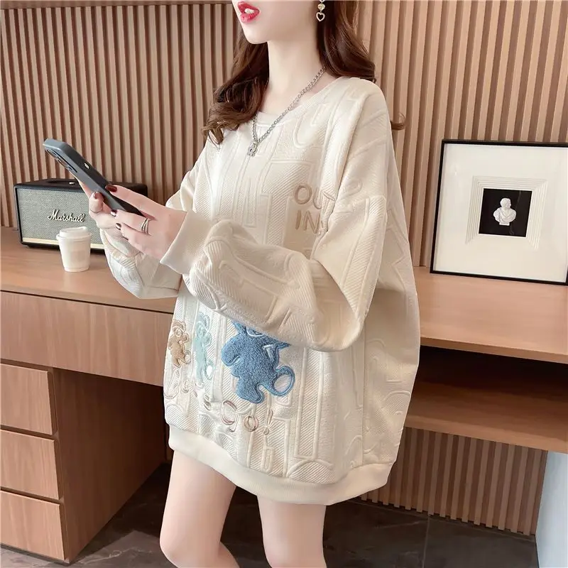 Women Korean Funny Cute Cartoon Bear Embroidery Streetwear Oversized Sweatshirts Y2K Female Trendy Casual Long Sleeve Tops Ropa