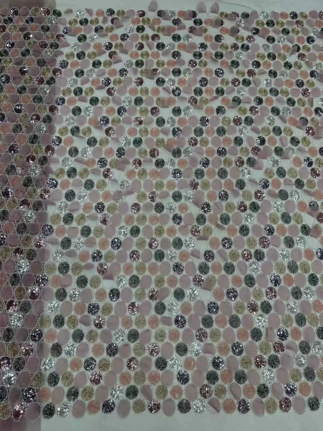 الأفريقي النيجيري الخرز الثقيل أقمشة الدانتيل الفرنسية الترتر صافي أقمشة الدانتيل 2025 شمسيّة دانتيل عالية الجودة فستان حفلات الزفاف الخياطة