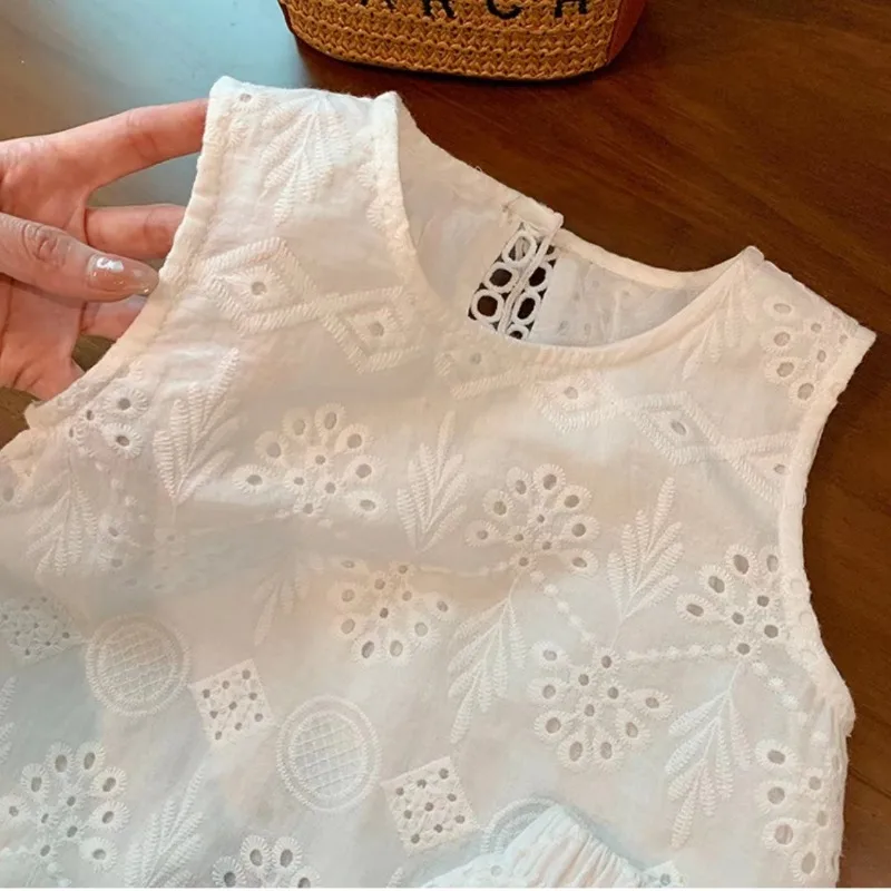 2025 New Summer Baby Kids Clothes Set Hollow Out Lace Vest+Shorts Girls 2Pcs Suit Vacation Style Children Jacquard Outfit