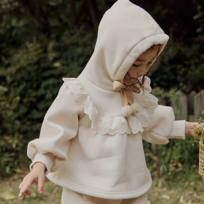 Girls' Fleece Hooded Sweater Winter 2024 New Korean Children's and Girls' Foreign Lace Warm Loose Top fashion