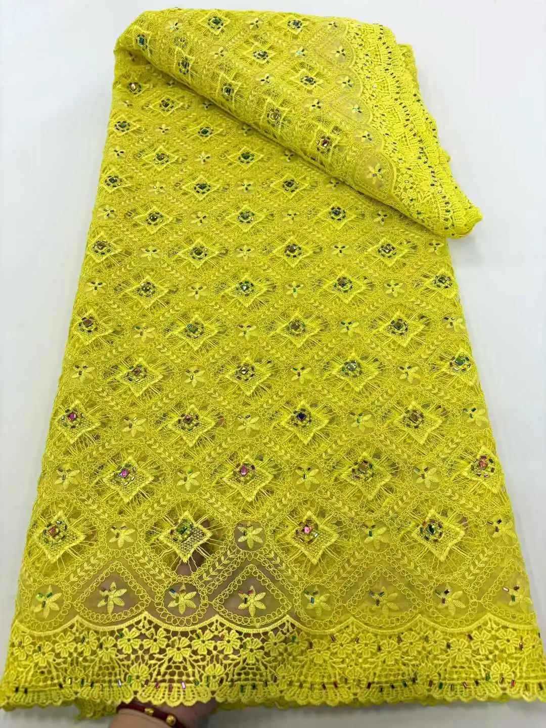 قماش دانتيل بحبل جبر أفريقي مع حجر الراين عالي الجودة قابل للذوبان في الماء لخياطة فستان الحفلات النيجيرية 2025