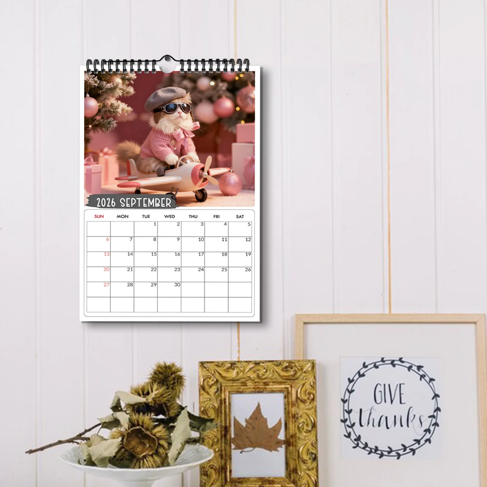 ปฏิทินติดผนัง 1 ชิ้น ปี 2026 ธีมแมวน่ารักแบบแอนโทรพอร์มอร์ฟิก เหมาะสำหรับตกแต่งบ้านและสำนักงาน ของขวัญวันเกิดและปีใหม่ที่สมบูรณ์แบบ