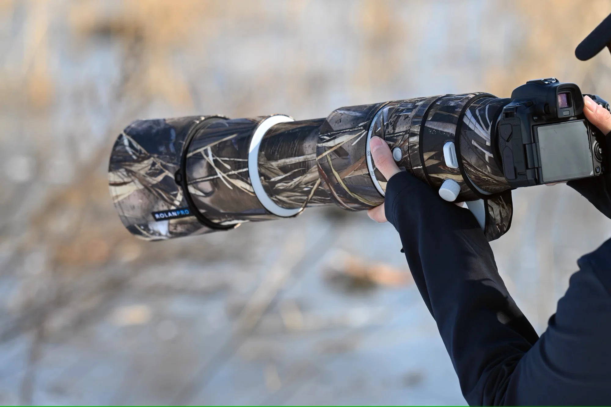 ROLANPRO Osłona Obiektywu do Canon RF 200-800mm F6.3-9 IS USM, Pokrowiec Przeciwdeszczowy, Kamuflaż, Ochrona Obiektywu, Etui RF 200 800, Materiałowa Osłona z Tkaniny