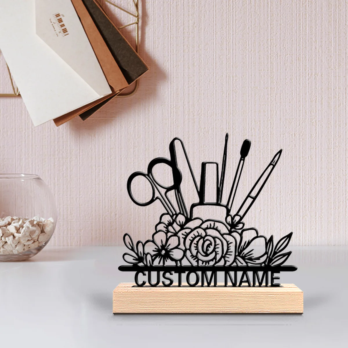 1pc Desktop Metal Ornaments Customizable Content Equipped with Wooden Base Modern Rural Home Desktop Decorations