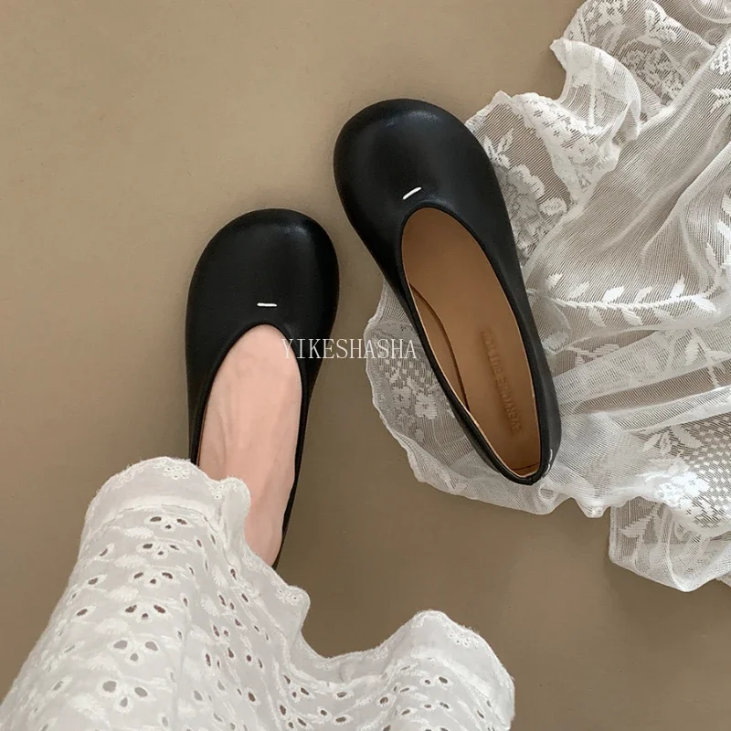 2024 New Round Head Flat Bottom Light Mouth Single Shoes Female Soft Bottom with Skirt Mary Jane Shoes Flats Shoes Women