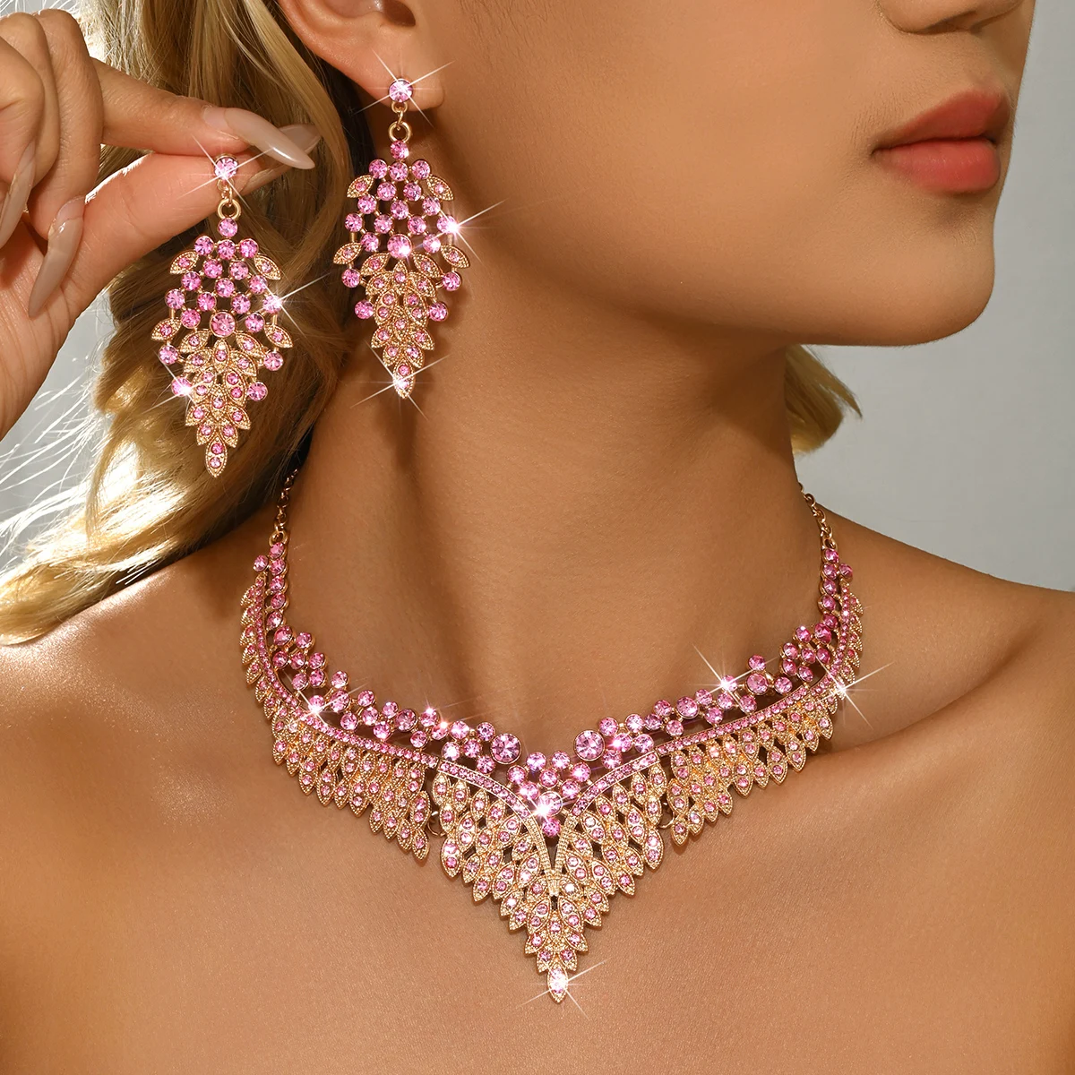 Damen Mehrfarbiges Diamant-Extravagantes Halsketten- und Ohrring-Set (2-teilig) für Bankett, Ball und Partykleid mit Accessoires – Detail 4