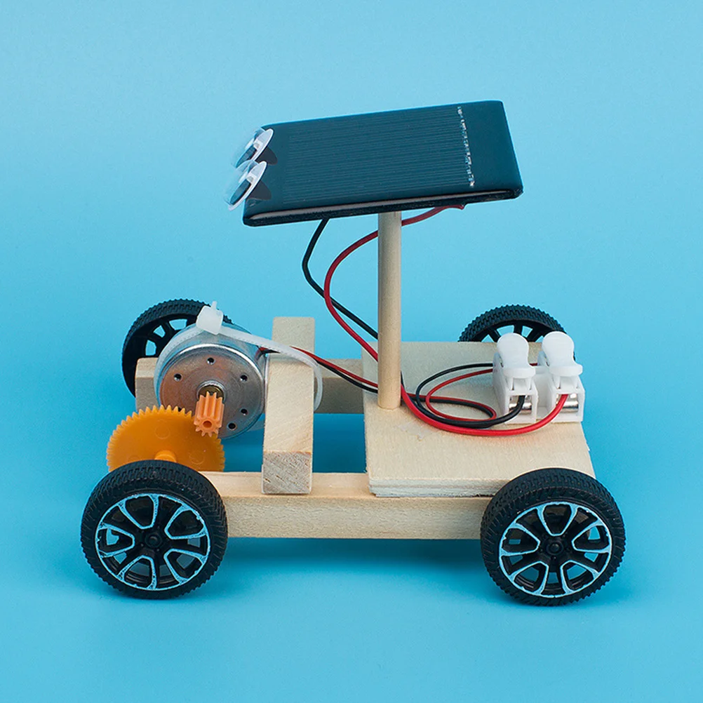 Mini Solar Powered Car Toy Wooden DIY Gadget Assembly Scientific Educational Toy for Kids DIY solar car