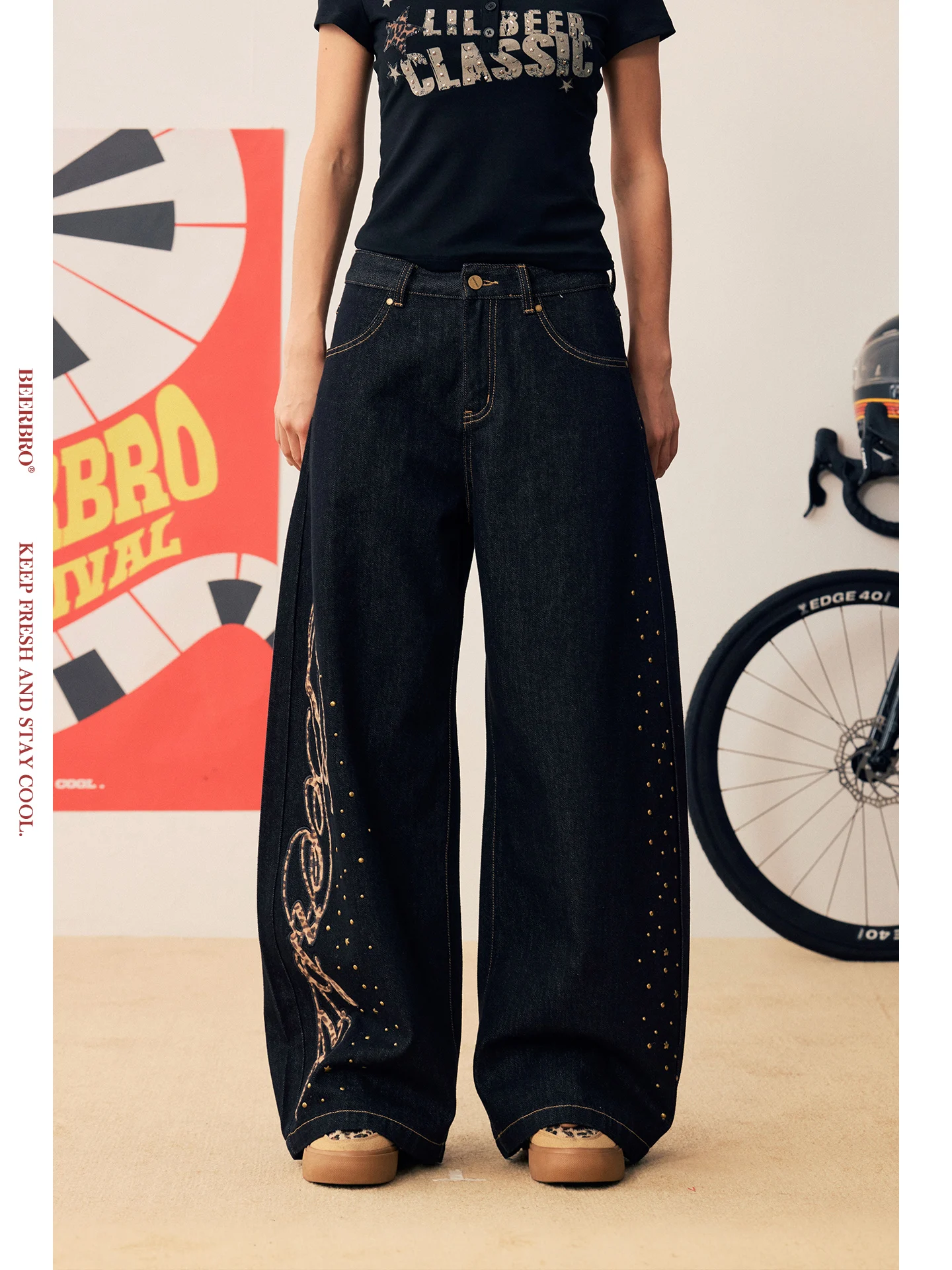 

Джинсы BeerBro Festival Ready для женщин: свободные, широкие, из прочного хлопка, с низкой посадкой, прямого кроя