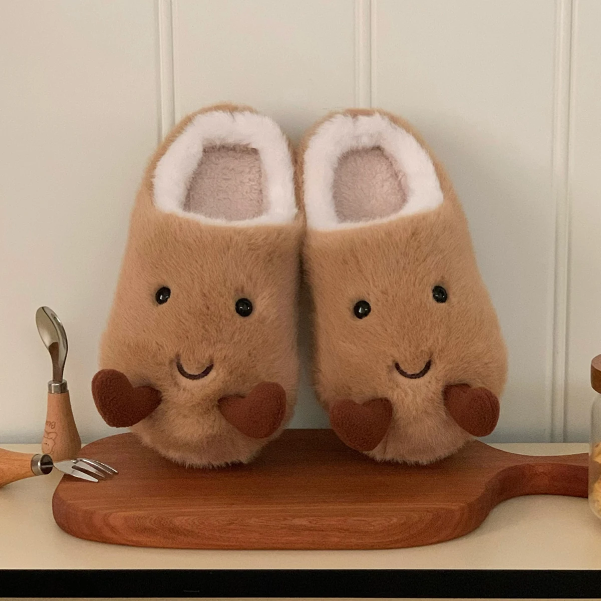Creative and Fun Peanut-Shaped Home Warm Cotton Slippers for Women, Ins-Style Plush Non-Slip Winter Indoor Ladies' Slippers