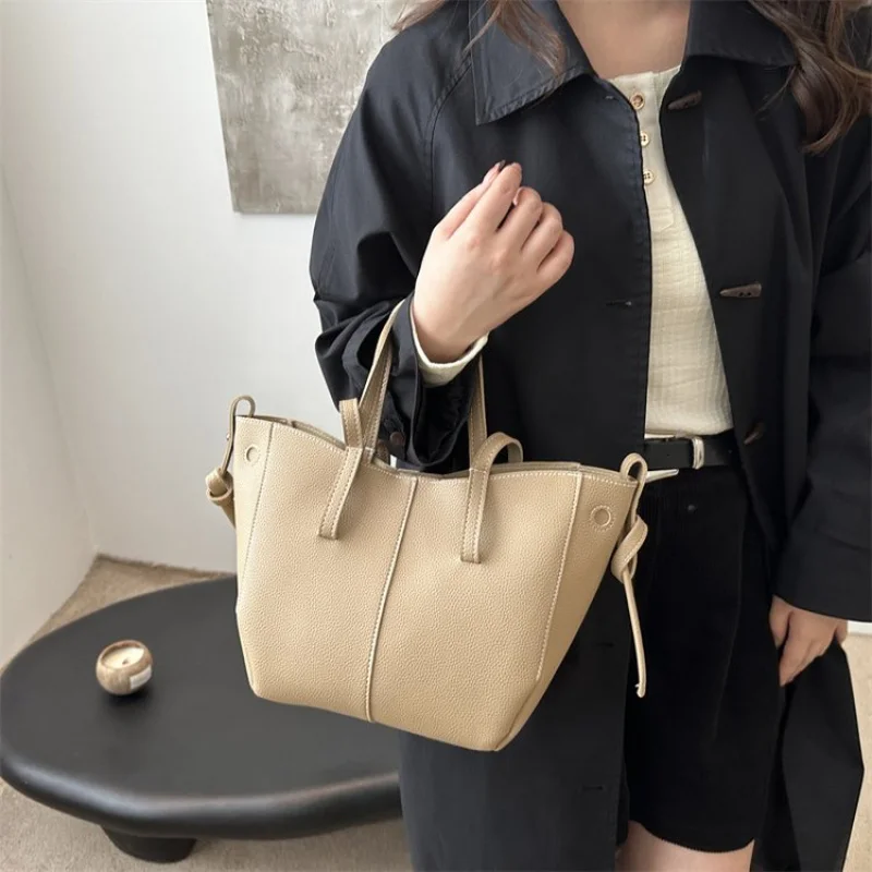 

Elegant Women Crossbody Bag Made From Genuine Leather With Adjustable Strap For Secure And Comfortable Daily Carry