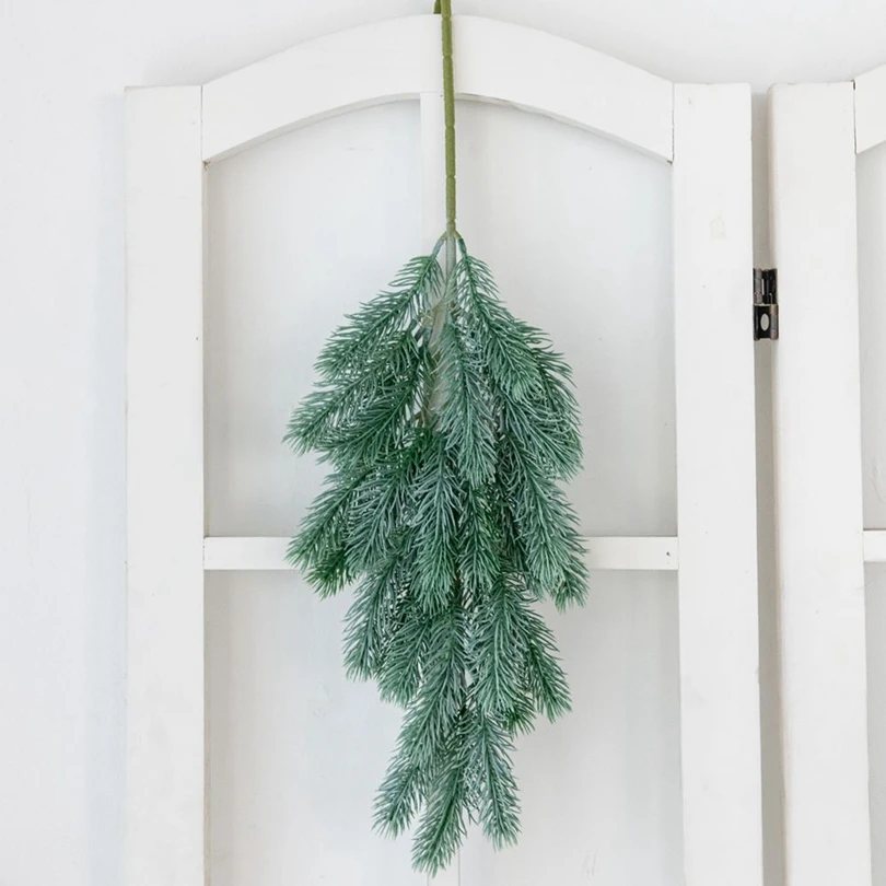 

1pc Hotsale Artificial plant Pine Needle Plastic Christmas Tree Decor Door hanging Wreath Home Outdoor Garden diy gift Wedding