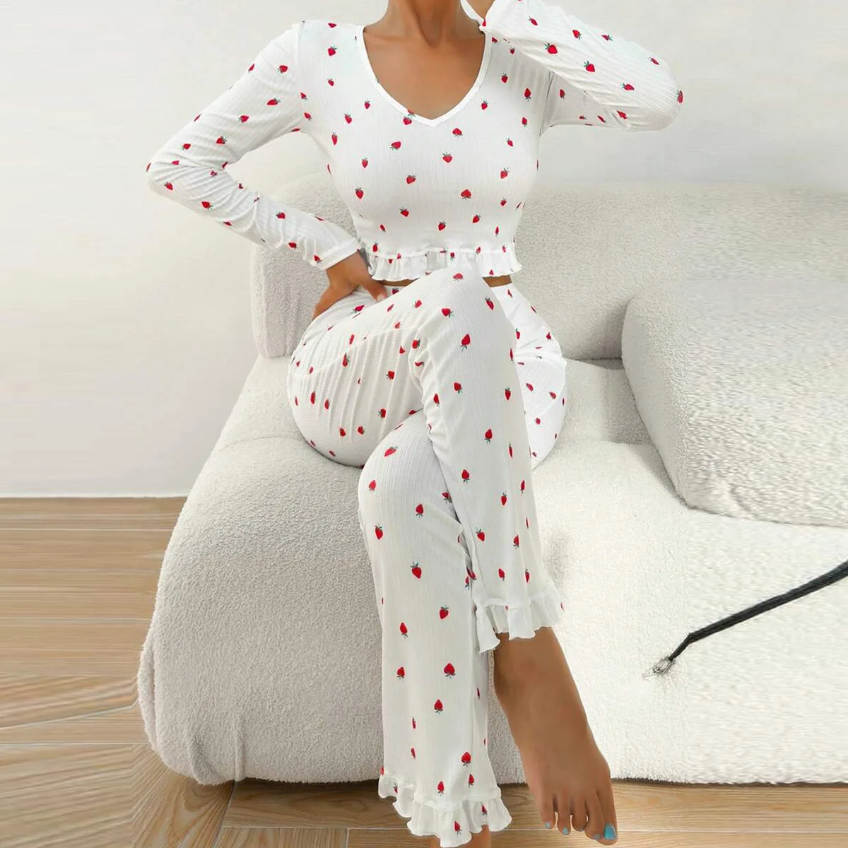 2024 Women\'s Pajama Set Sexy Ruffles Patchwork Long-sleeved Top and Trousers Strawberry Print Sleepwear V-nek Pyjamas Loungewear