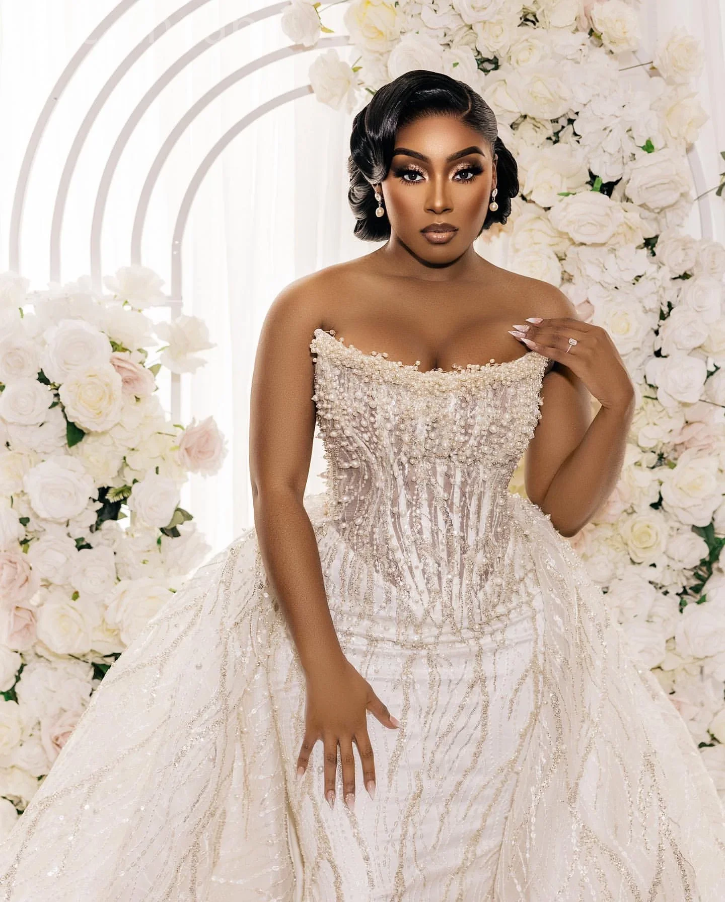 

Customized Shinny Heavy Pearls Beads Mermaid Bridal Dress with Removable Skirt Vestidos De Novia Strapless Wedding Gowns