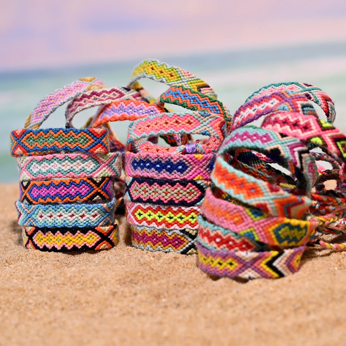Random Color 10Pcs/Lot Friendship Bracelet for Women Summer Beach Bohemian Handmade Weave Tarnish Free Charm Bracelets for Girl