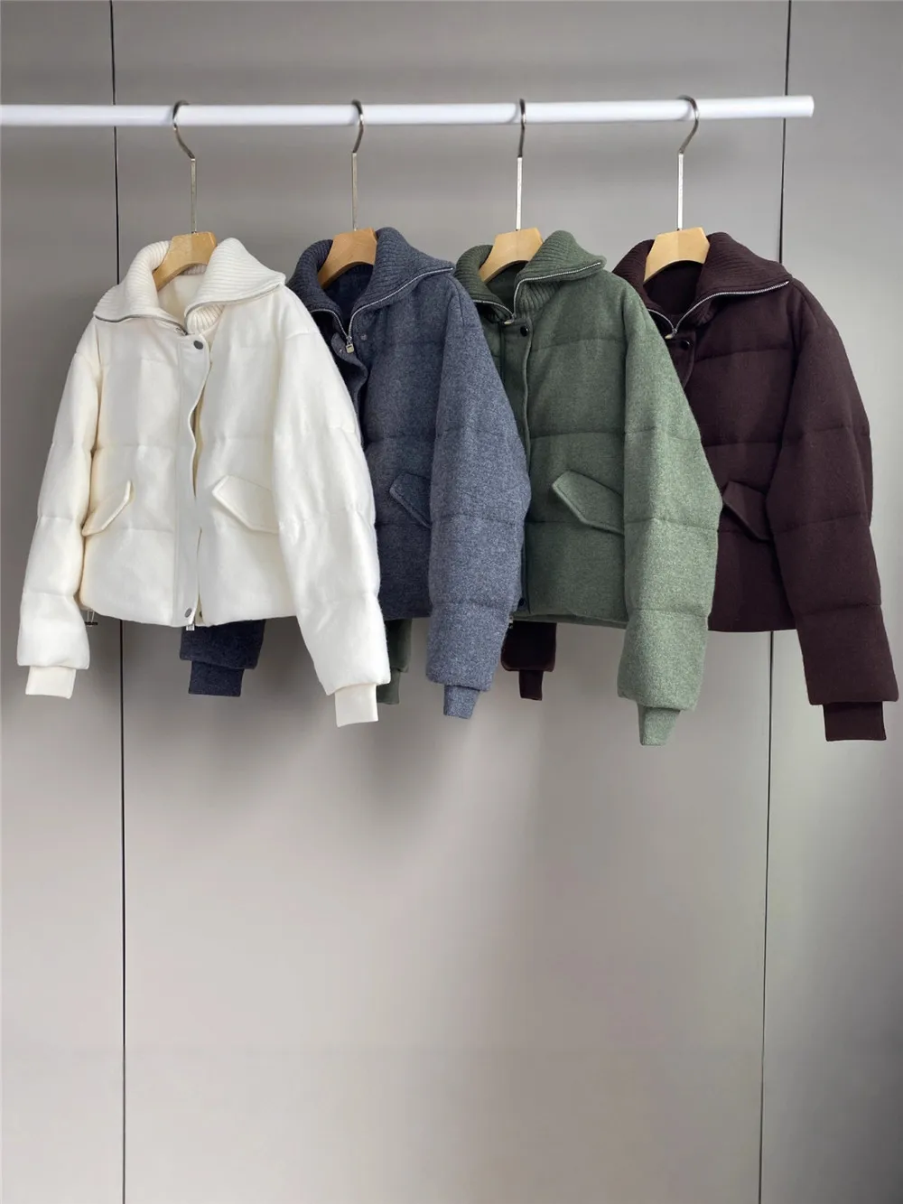 

25 Autumn/Winter New Women's Lapel Knitted Cashmere Spliced Goose Down Casual Cardigan Down Jacket