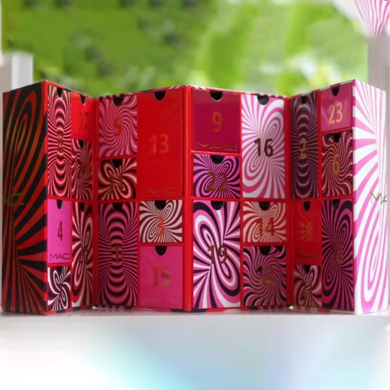 กล่องปฏิทินนับถอยหลังความงามแบบกำหนดเอง กล่องกระดาษแข็งแบบลิ้นชัก 12/24/25 ช่อง สำหรับขายส่งเครื่องสำอาง