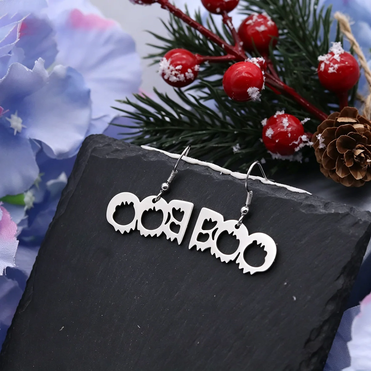 Stainless Steel Gold Plated BOO Spooky Earrings for Women Smooth Halloween Party Metal Ear Hook Jewelry Ear Cartilage Puncture