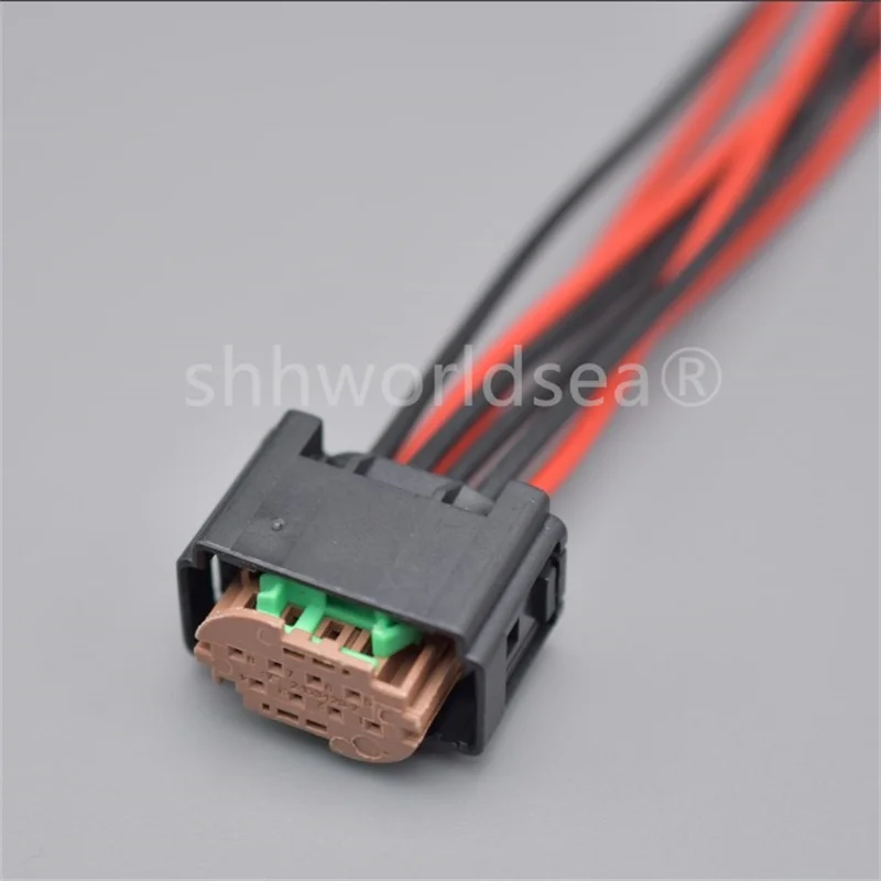 1 Set 8 Pin 1-1418552-1 1-1534229-1 1534229-1 4F0 972 708 Reverse Sensor Radar Cable Socket Automotive Connector For BMW BENZ
