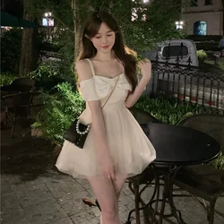Sweet Princess Style Bow Suspender Dress Mesh Splicing Temperament Off-shoulder Slim and Fluffy Skirt
