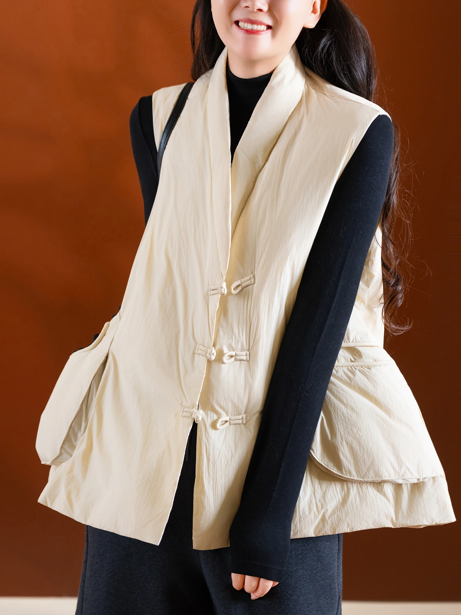 

Light Chinese Sle White Du down Vest with Button Design V-Ne Pouch ket Daily Versatile Faionable Commute Wind