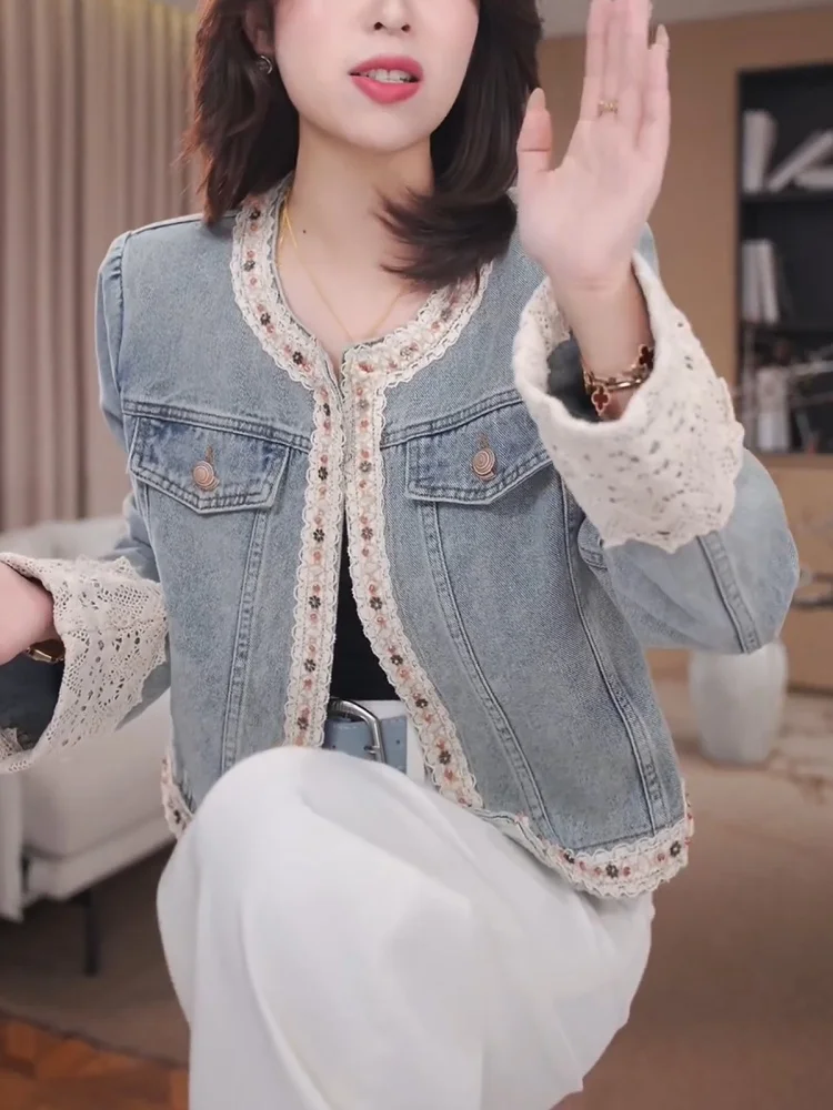 High-Quality round Neck Splicing Lace Short Jeans Jacket for Women Stylish Slimming Versatile Autumn New Style Commute Wind