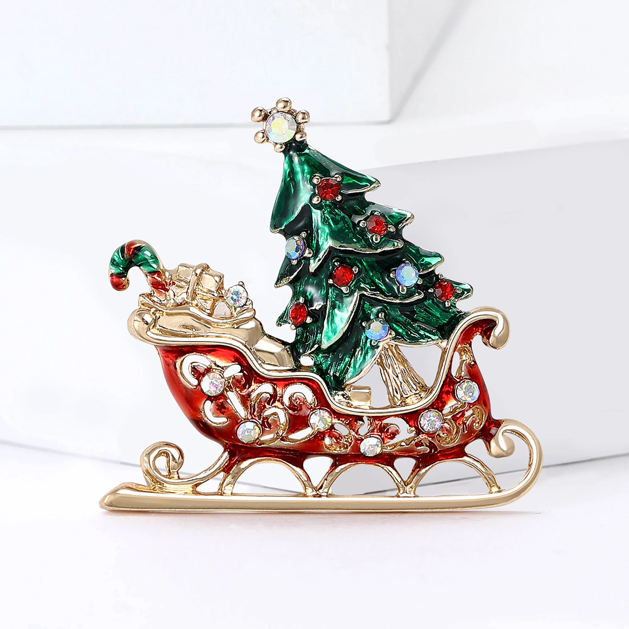 Christmas Rhinestone Load Tree Sleigh Car Brooch for Women Unisex Transportation Pins Event Party Decoration Clothes Accessories