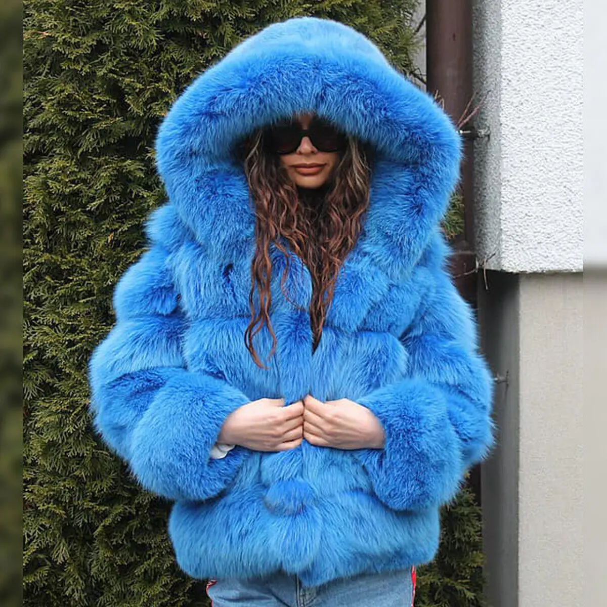 Neue Frauen Blau Echte Fuchs Pelz Mäntel Mode Kausalen Natürliche Fell Kapuze Jacken Weibliche Winter Warme Echt Fox Pelz Dicken Outercoat