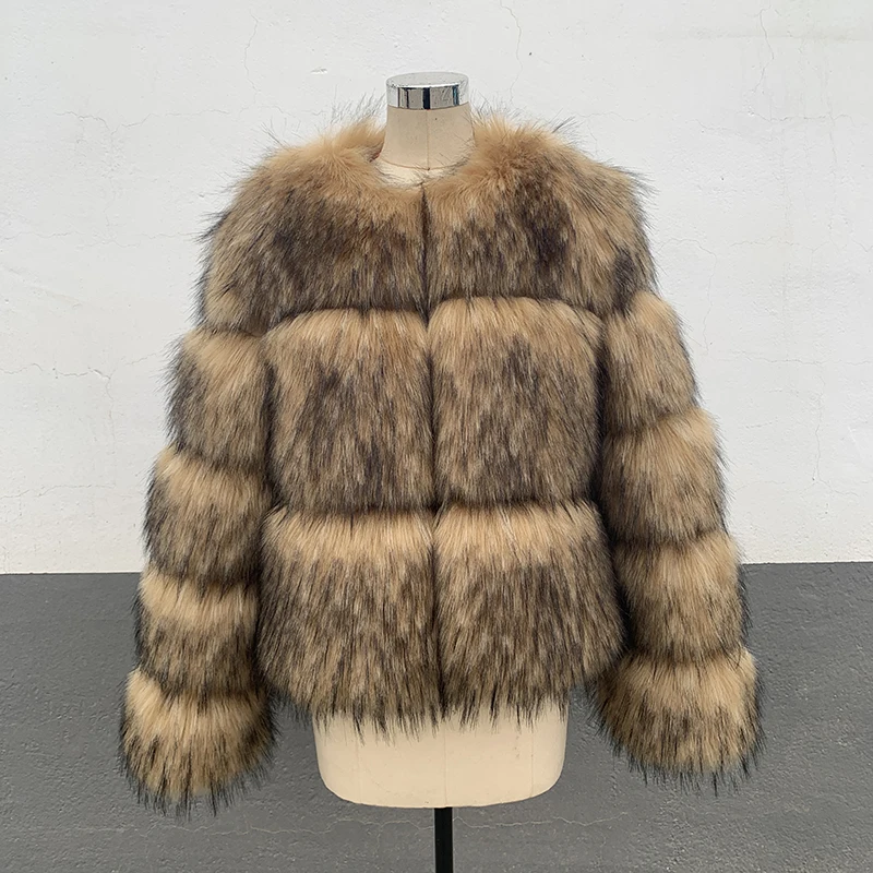 Women Fashion Faux Raccoon Fur Coat Luxury Short Furry Fur Top Jacket Women Winter Warm Plush Fluffy Fur Coats for Women