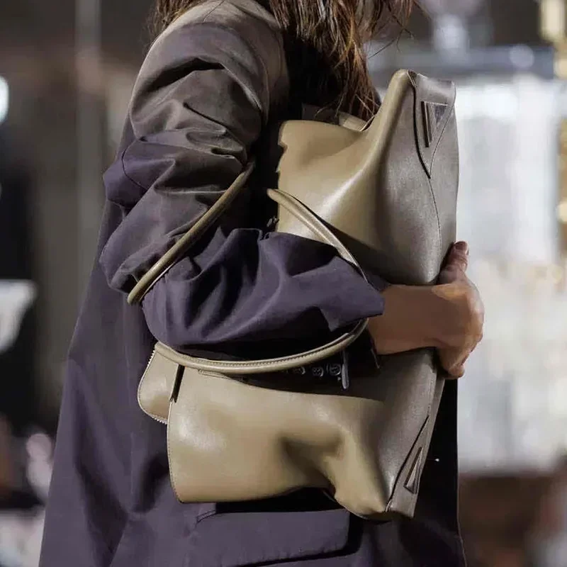 Retro Crocodile Pattern Large Capacity Tote Bag Fashion Design Women's Pleated Leather Shoulder Bag Female Daily Commuter Bag