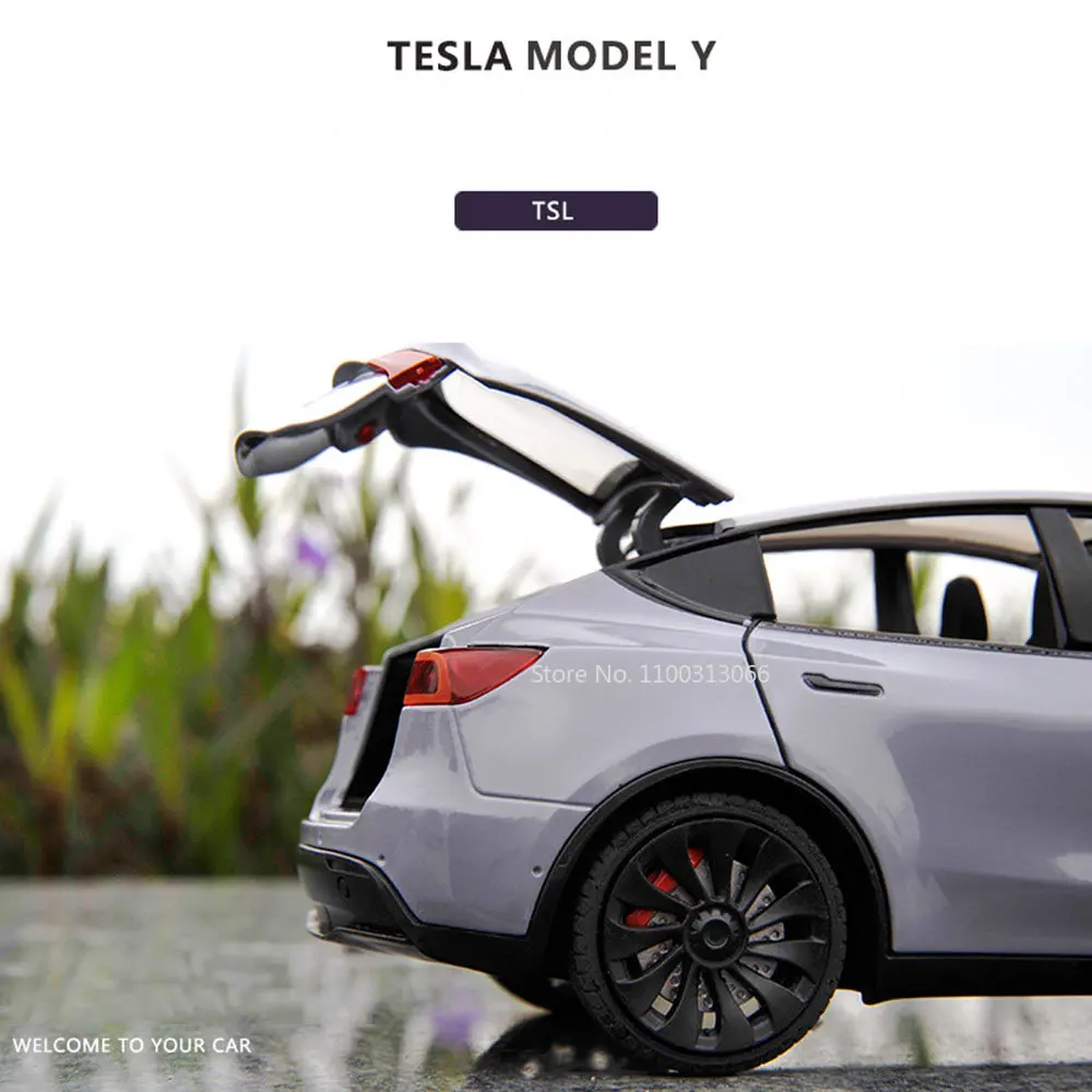 1/24 Scale Model Y Diecast Alloy Toys Models Car Simulation With Sound And Light Pull Back Function Collection Boys Toy Gifts