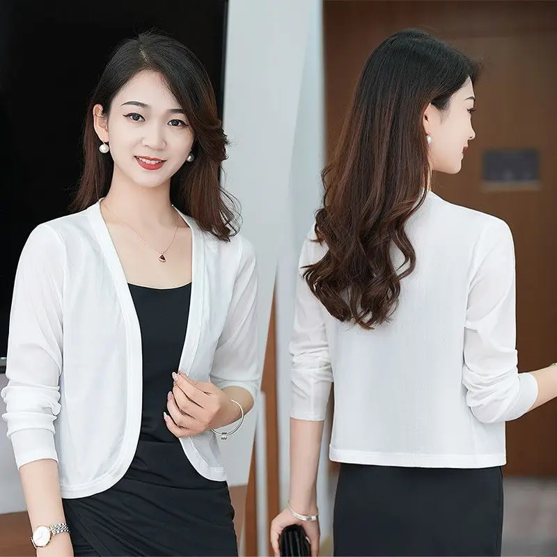 

Black White Cropped Jacket Ice Silk Sunscreen Small Shawl Spring Summer New Thin All-match Fashion Long-sleeved Outer Cardigan