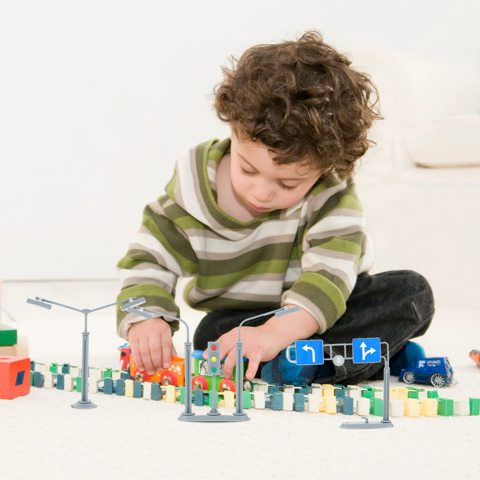 

3Sets Plastic Road Signs Learning Kit for Kids Early Education Traffic Safety Recognition Playset Cognitive Development