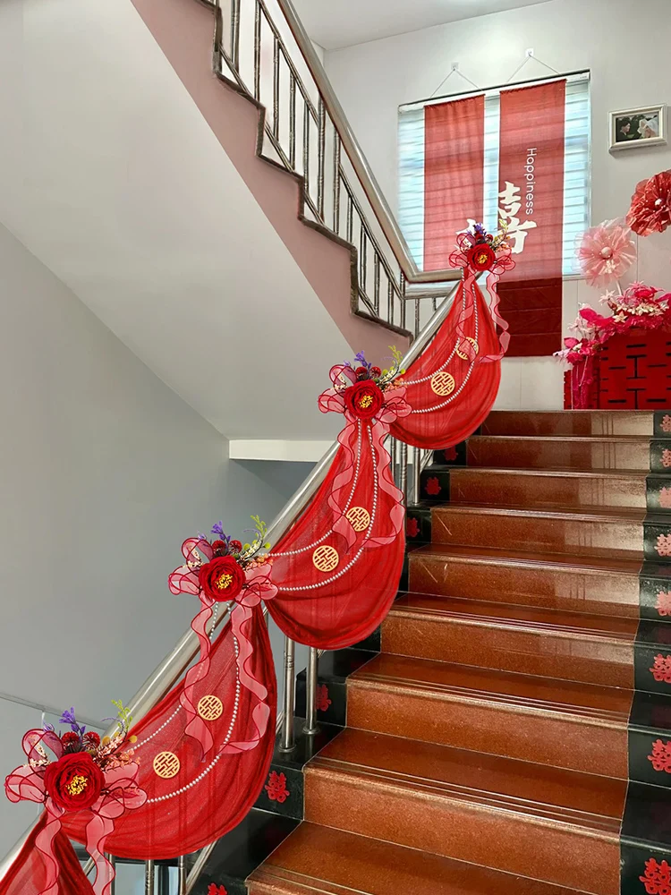 Wedding staircase handrail decoration, gauze curtain simulation flower