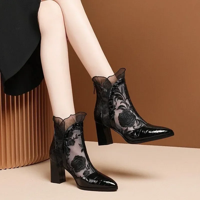 Ethnic Style Retro Lace High Heels Ankle Boots Women Autumn Embroider Pointed Toe Platform Short Boot Thick Heeled Pumps Zapatos