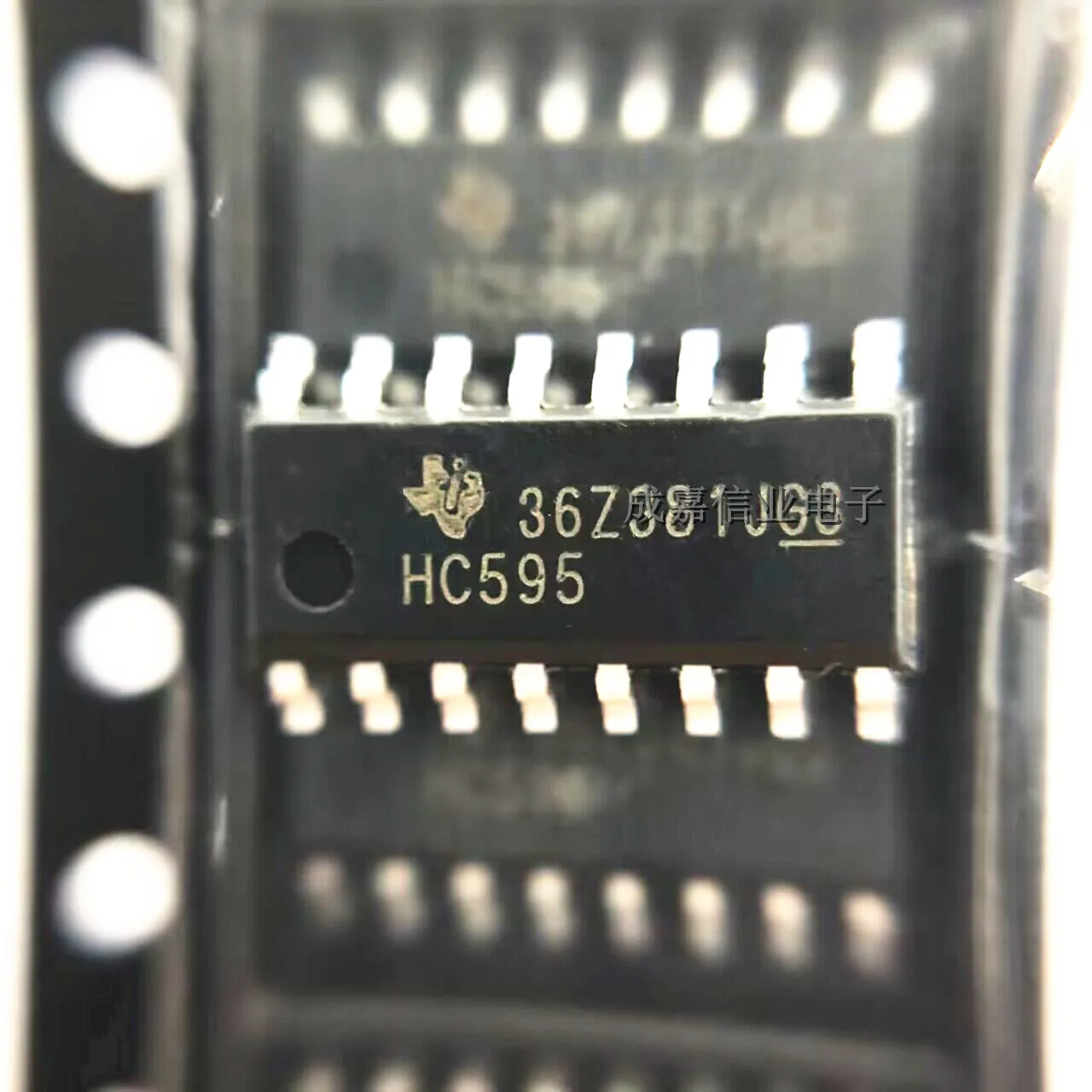 10pcs/Lot SN74HC595DR SOP-16 MARKING;HC595 Shift Register Single 8-Bit Serial to Serial/Parallel 16-Pin