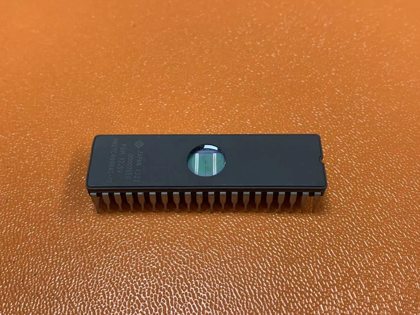 2PCS AM27C128-150DC  AM27C128 27C128-150 DIP-28