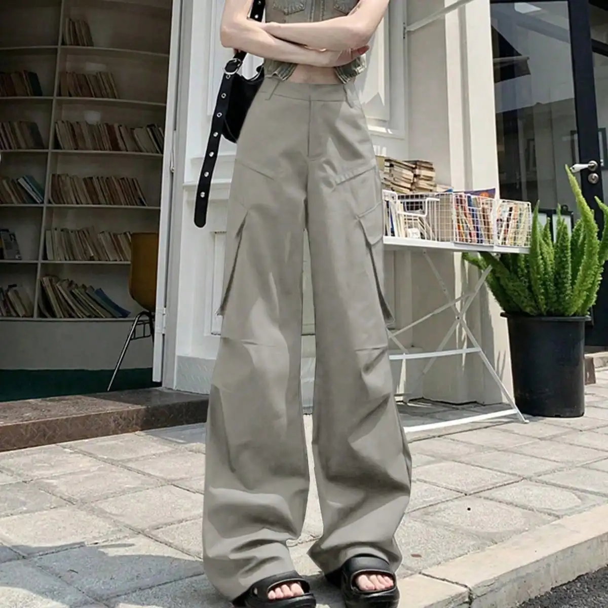 Korean Chic Summer American Retro Functional Style Multi-Flap Pocket Pants High-Waist Cargo Pants High-Waist Slim Floor-Length Pants for Women