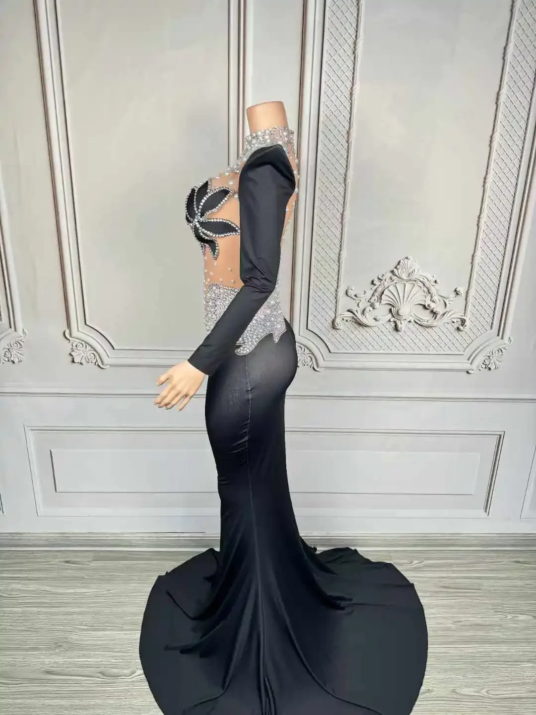 Sukienka damska długa, elegancka, do ziemi, siateczkowa, prześwitująca, czarno-biała, z perłami, dżetami, aksamitna, na urodziny, wieczorowa, do klubu nocnego, na scenę.