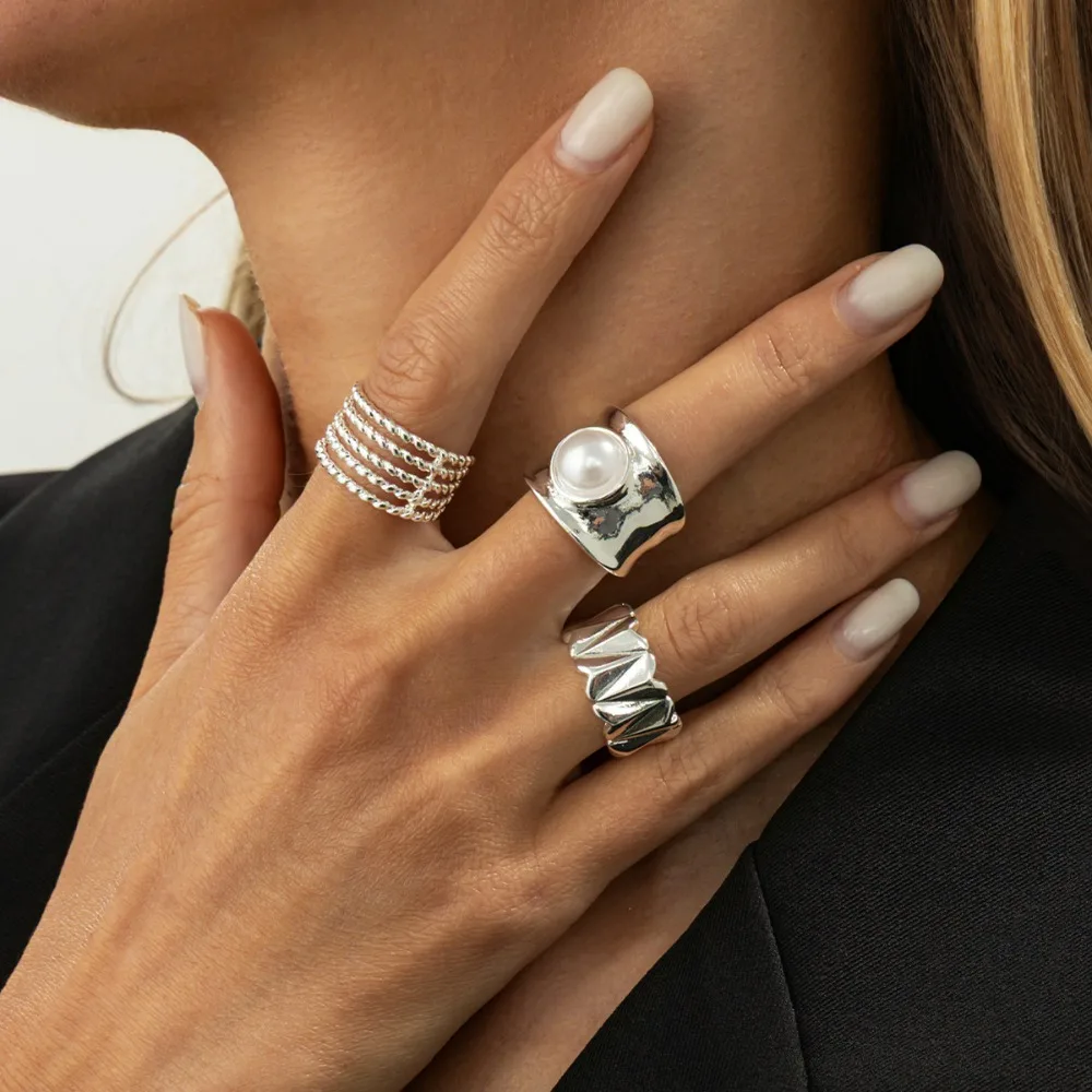 New 3pcs Set Punk Hip-hop Liquid Metal Pleated Wide-face Pearl Heart-shaped Opening Rings for Women Designer Finger Jewelry Sets