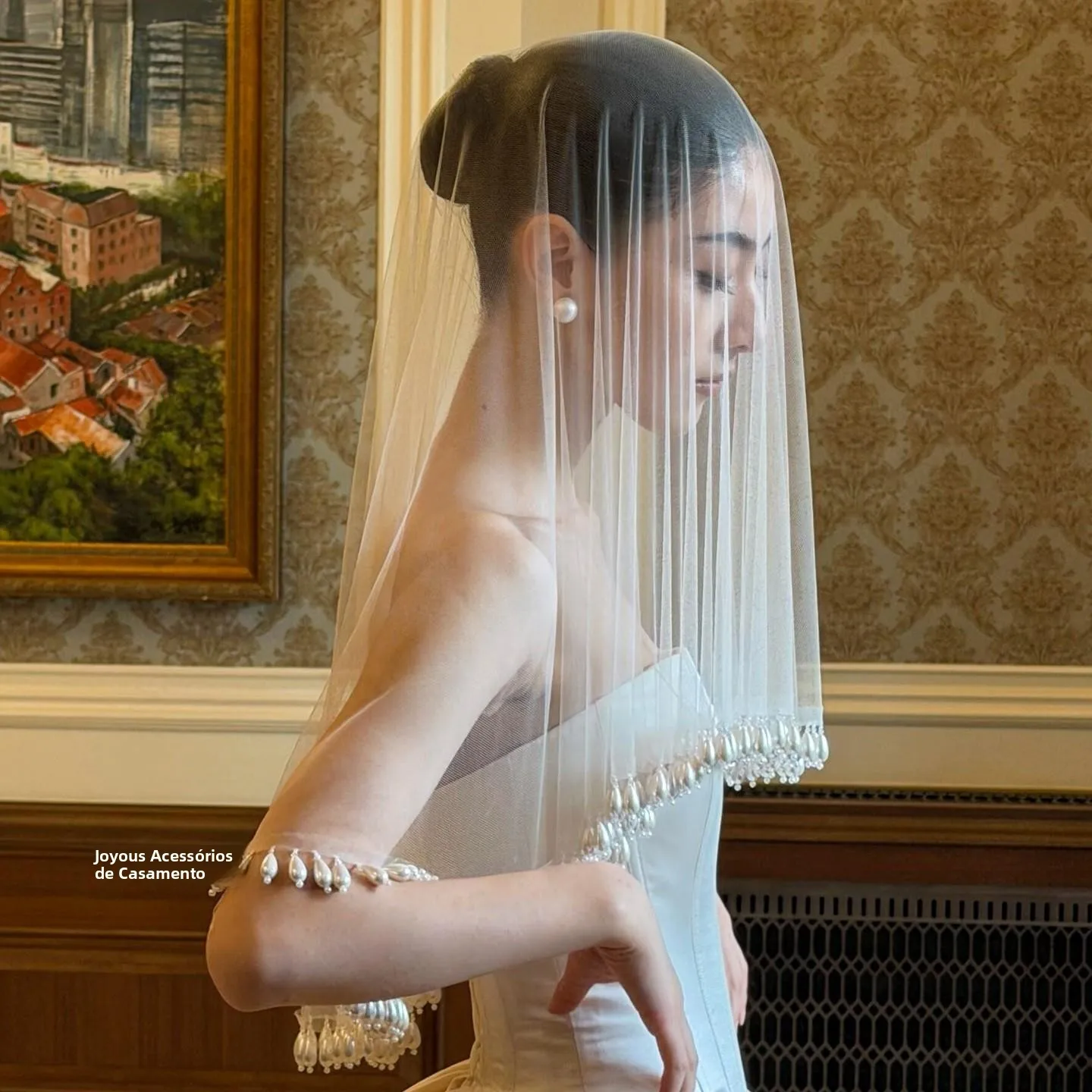 korean-style-fairy-tale-wedding-headpiece-with-artificial-pearls-long-veil-hairdo-bridal-photography-styling-accessory