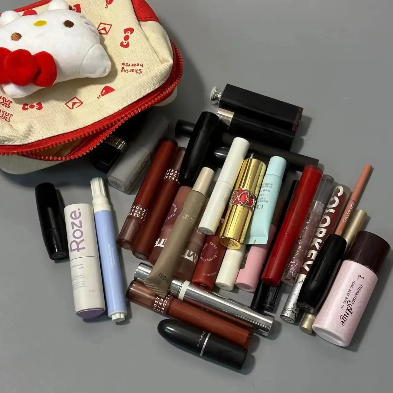 Borsa per il trucco del cuore della ragazza del fumetto del sacchetto di immagazzinaggio cosmetico del rossetto di alta bellezza giapponese Hello