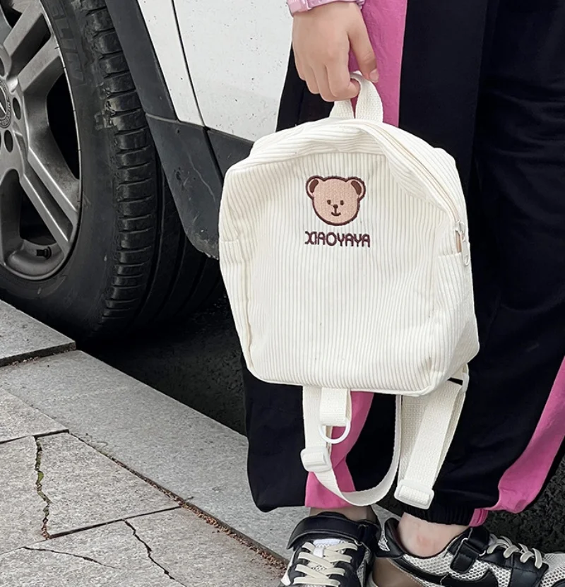 Mochila bordada con diseño de oso pequeño para niños, morral ligero de PANA con correa para bebé, de prevención personalizada, para guardería