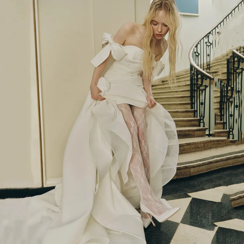 

Love Simple Satin Ivory A-Line Wedding Dresses For Women Strapless Off The Shoulder with Bow Sexy Backless Gowns 2025 Customized