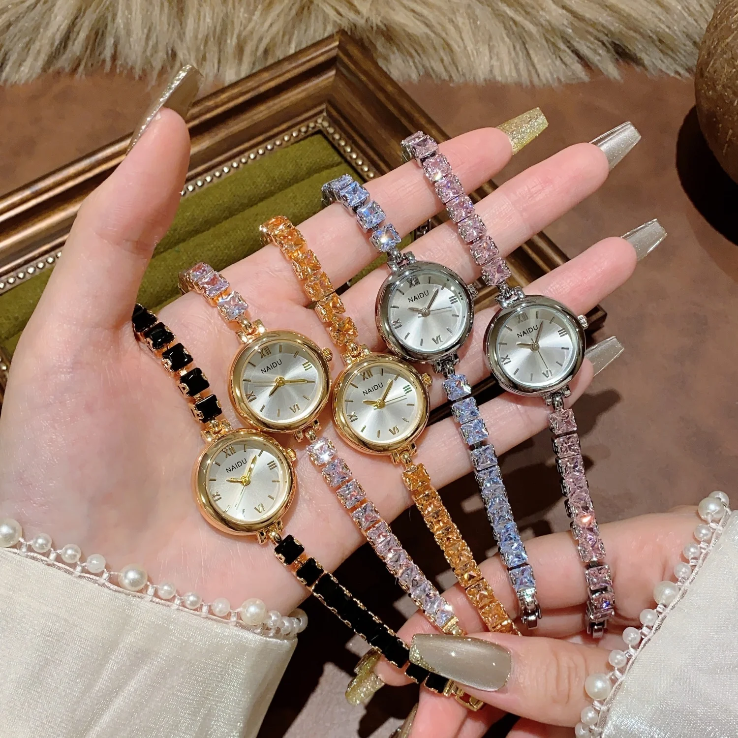 Luxury Diamond Studded Women's Watch Small Dial Ladies Elegant Quartz Watches Gift Bracelet Strap Wristwatch Montre Femme