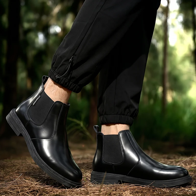 Herren Chelsea-Stiefeletten aus glattem PU-Leder, mit elastischem Bund, zum Hineinschlüpfen, niedrigem Absatz, modisch, für Business und Alltag, Herrenschuhe. – Detail 1