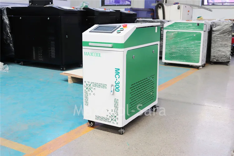 Wholesale Pulse Fiber Laser Cleaning for Metal Surface Laser Cleaner 100W 200W Mini Laser Rust Remover Machine