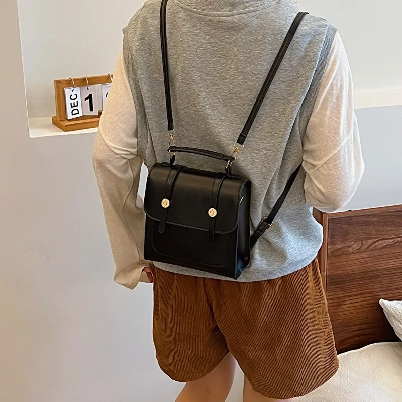 Minimalist Retro Women\'s Style Backpack 2023 Autumn New Large Capacity Casual Backpack Fashion Mommy Bag